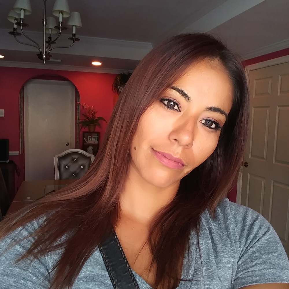 Meet your Posher, Olivia